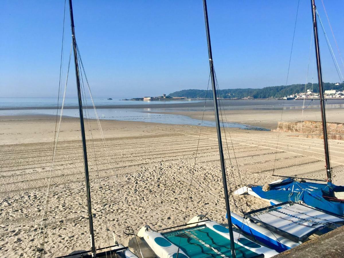 Beautiful 1Br Apartment In Historic St Aubin House ภายนอก รูปภาพ