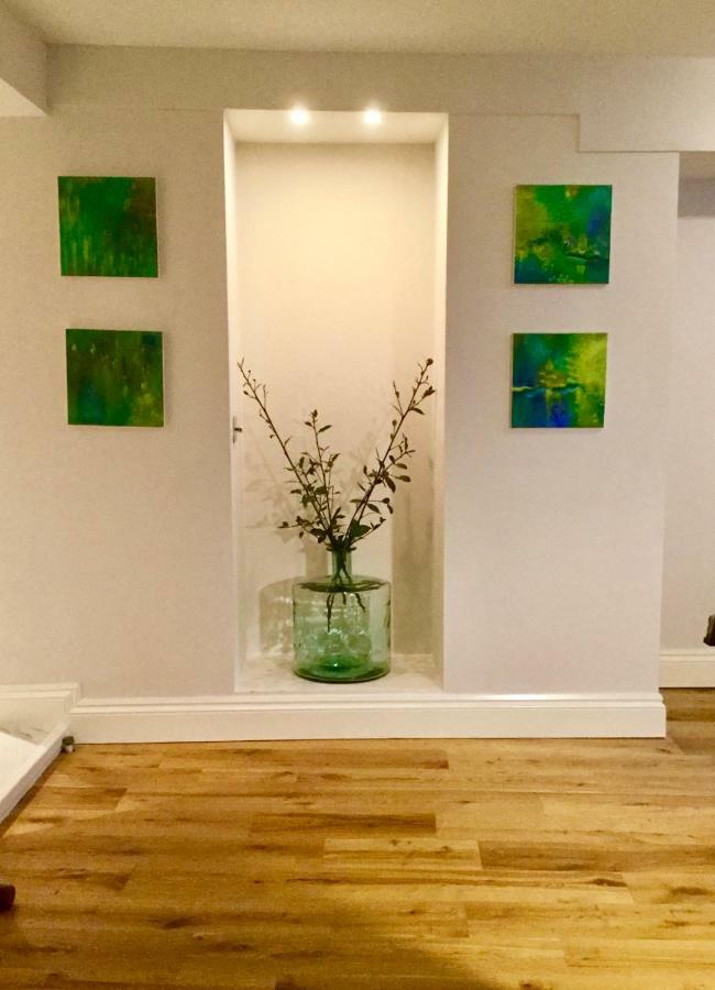 Beautiful 1Br Apartment In Historic St Aubin House ภายนอก รูปภาพ